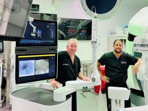 Dr Fernando Safdie and Williams, Robotic surgery